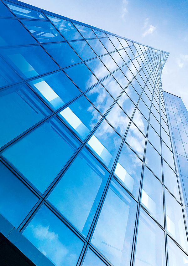 Gebogenes Glas